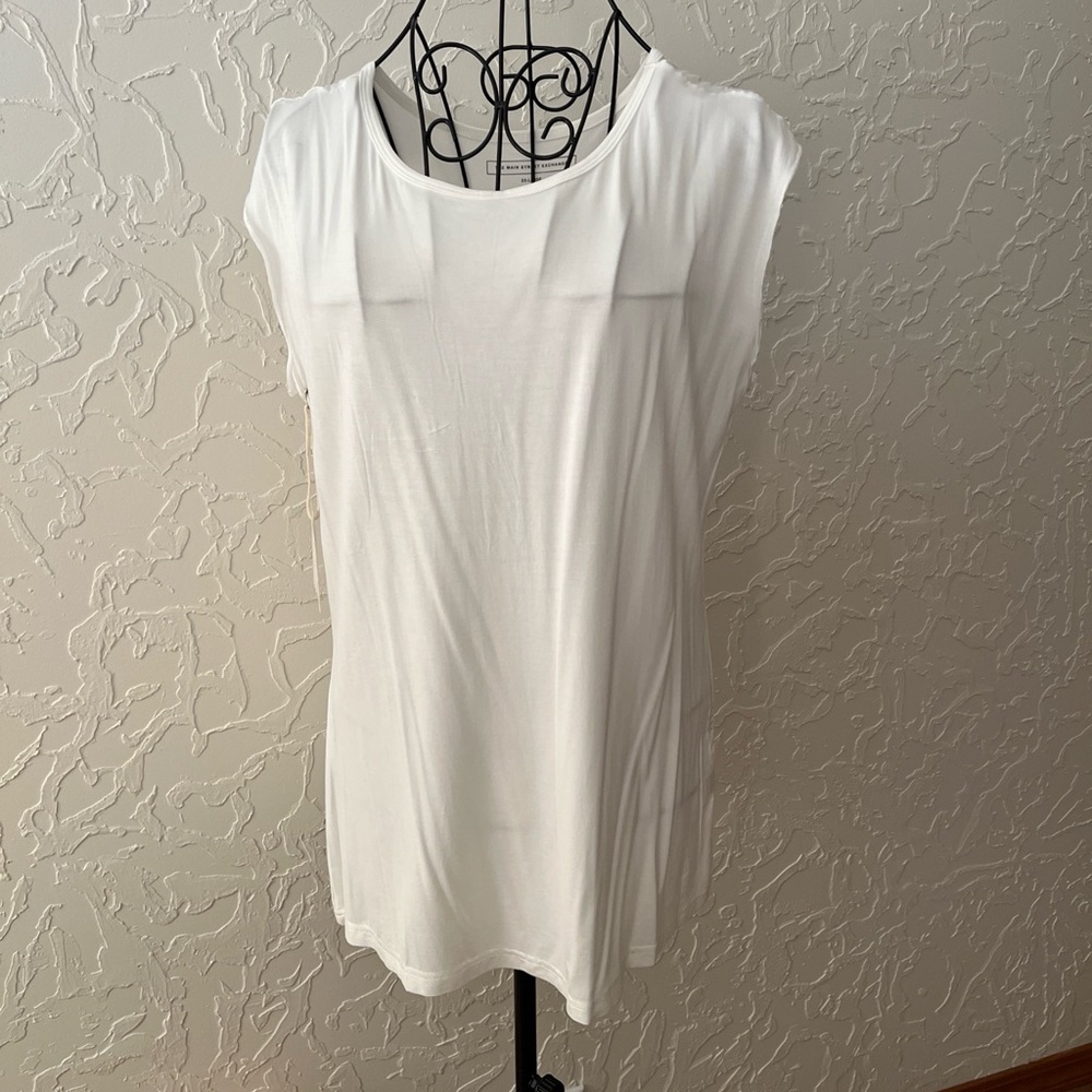 NWT The Main Street Exchange Layering Top